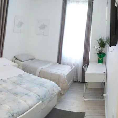 Gæstehus Modern With Private Bathroom 2*
